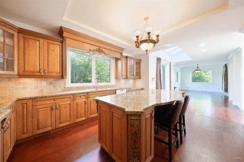 1450 25Th Street, West Vancouver, BC 