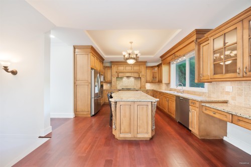 1450 25Th Street, West Vancouver, BC 