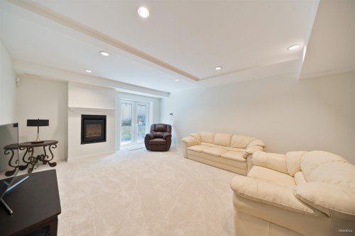 1450 25Th Street, West Vancouver, BC 