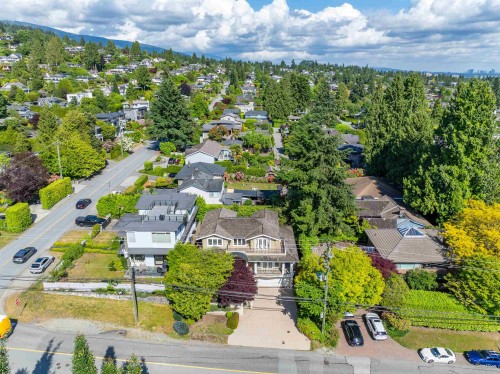 1450 25Th Street, West Vancouver, BC 