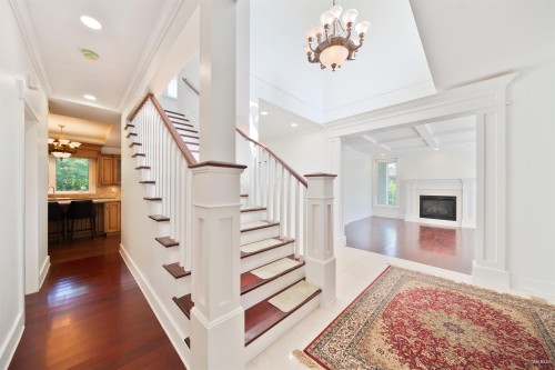 1450 25Th Street, West Vancouver, BC 