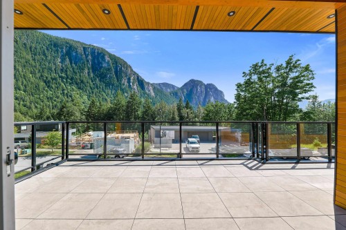 2237 Windsail Place, Squamish, BC 