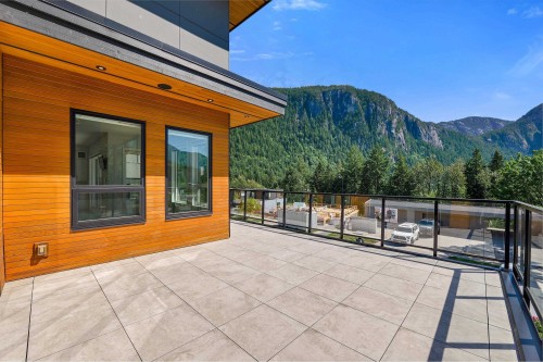 2237 Windsail Place, Squamish, BC 