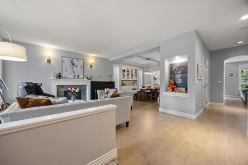 3376 Plateau Boulevard, Coquitlam, BC 