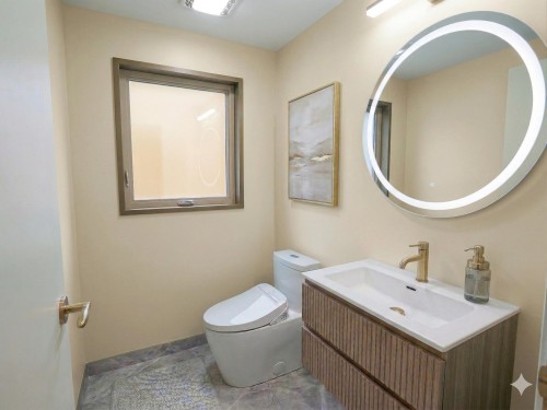 3523 Napier Street, Vancouver, BC 