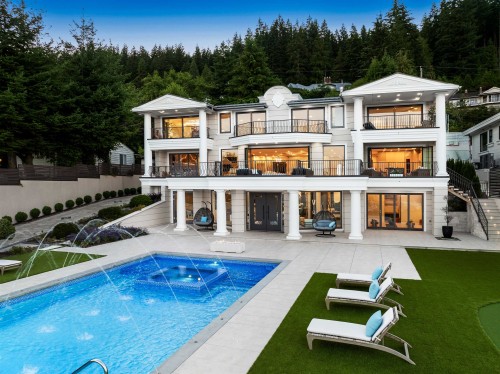 1123 Crestline Road, West Vancouver, BC 