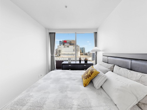 2407-1111 Alberni Street, Vancouver, BC 