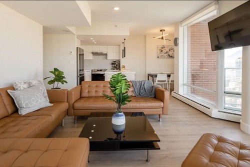 3506-688 Abbott Street, Vancouver, BC 