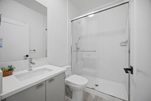 102-12320 222 Street, Maple Ridge, BC 