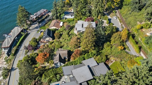 3721 Sunset Lane, West Vancouver, BC 