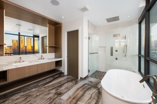 2202-4488 Juneau Street, Burnaby, BC 