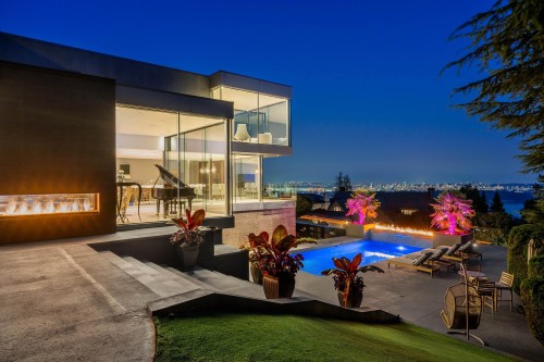 2331 Westhill Drive, West Vancouver, BC 