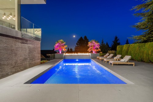 2331 Westhill Drive, West Vancouver, BC 
