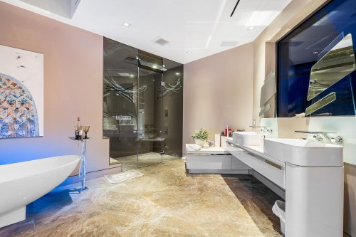 2331 Westhill Drive, West Vancouver, BC 