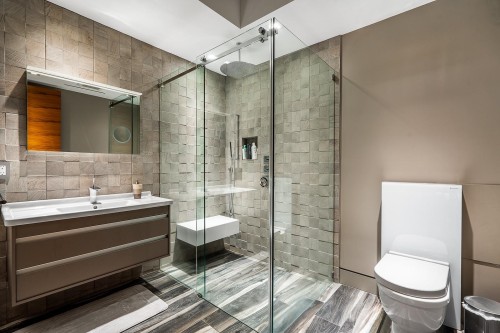 2331 Westhill Drive, West Vancouver, BC 