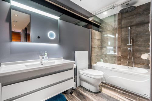 2331 Westhill Drive, West Vancouver, BC 
