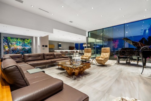 2331 Westhill Drive, West Vancouver, BC 
