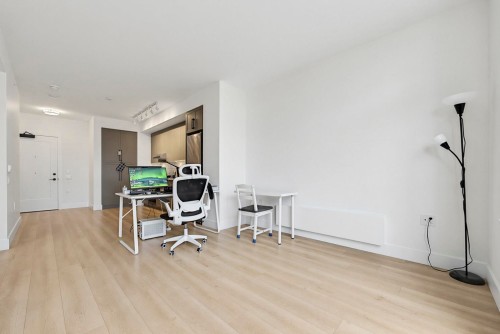809-8750 University Crescent, Burnaby, BC 