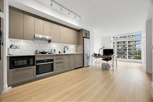 809-8750 University Crescent, Burnaby, BC 