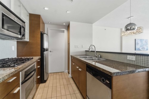 1101-980 Cooperage Way, Vancouver, BC 