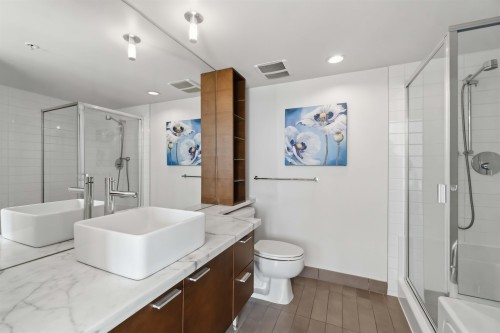 1101-980 Cooperage Way, Vancouver, BC 