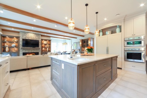 7863 Walmsley Court, Burnaby, BC 