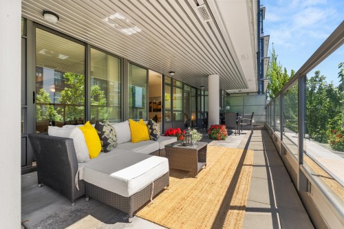 302-2507 Maple Street  Vancouver, BC V6J 0E1
