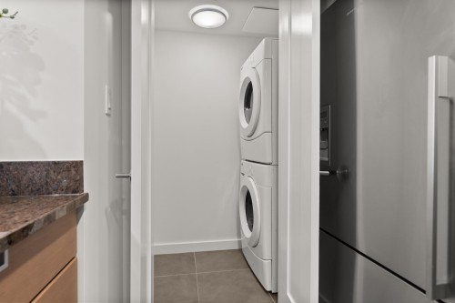 302-2507 Maple Street, Vancouver, BC 