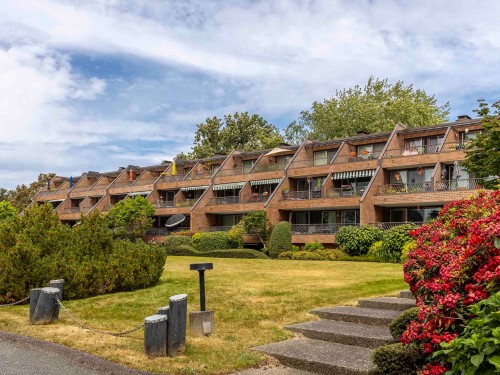 105-4815 48 Avenue, Delta, BC 