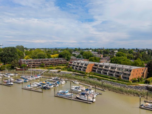 105-4815 48 Avenue, Delta, BC 