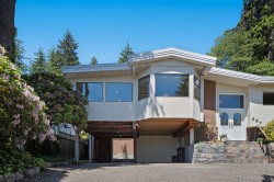 697 Plymouth Drive  North Vancouver, BC V7H 2H5