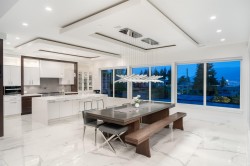 4623 4th Avenue W Vancouver, BC V6R 1R6