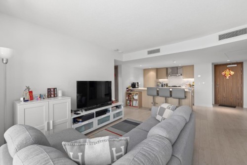 1281-8608 Hazelbridge Way, Richmond, BC 