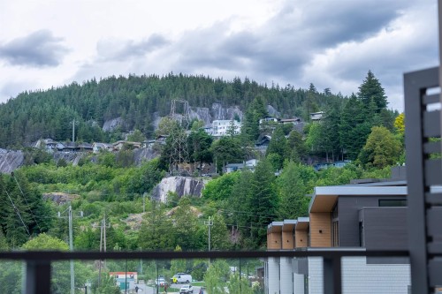 207-1500 Scott Crescent, Squamish, BC 