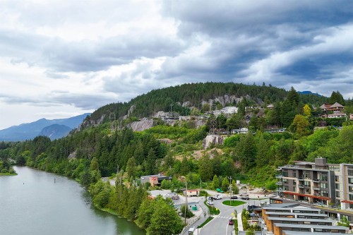 207-1500 Scott Crescent, Squamish, BC 