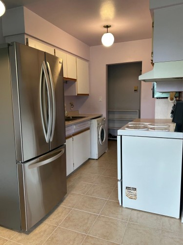 11-5740 Hastings Street, Burnaby, BC 