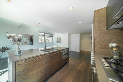 203-5782 Berton Avenue, Vancouver, BC 