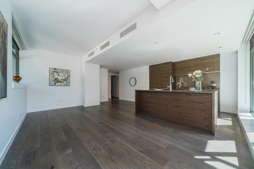 203-5782 Berton Avenue, Vancouver, BC 