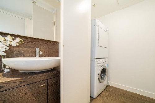 203-5782 Berton Avenue, Vancouver, BC 