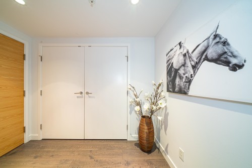 203-5782 Berton Avenue, Vancouver, BC 