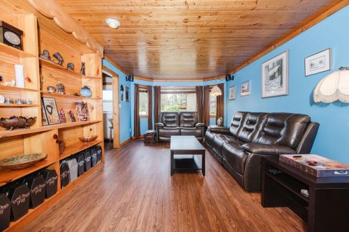 279 Lark Road, Gibsons, BC 