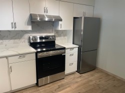 305-6070 Mcmurray Avenue Burnaby, BC V5H 4J3