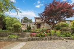 4890 Southlawn Drive Burnaby, BC V5C 3S6