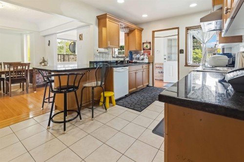 4890 Southlawn Drive, Burnaby, BC 