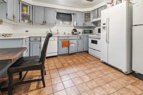 4890 Southlawn Drive, Burnaby, BC 
