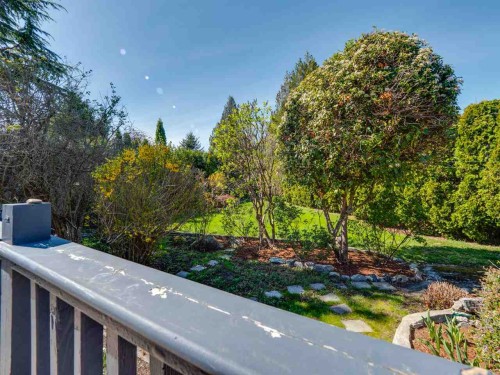 5453 Carnaby Place, Sechelt, BC 