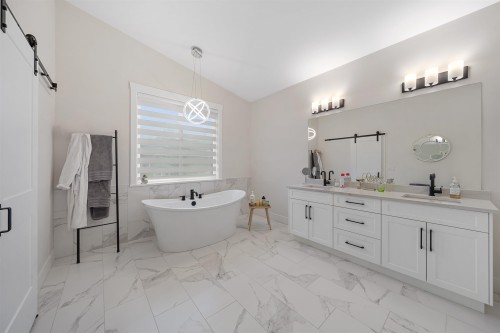 13532 Birdtail Drive, Maple Ridge, BC 