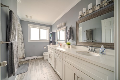 11860 Dewsbury Drive, Richmond, BC 