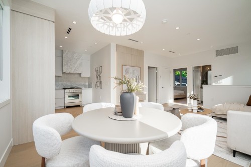 2877 Cambridge Street, Vancouver, BC 