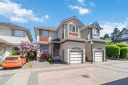 7-2125 Clarke Street Port Moody, BC V3H 1Y5